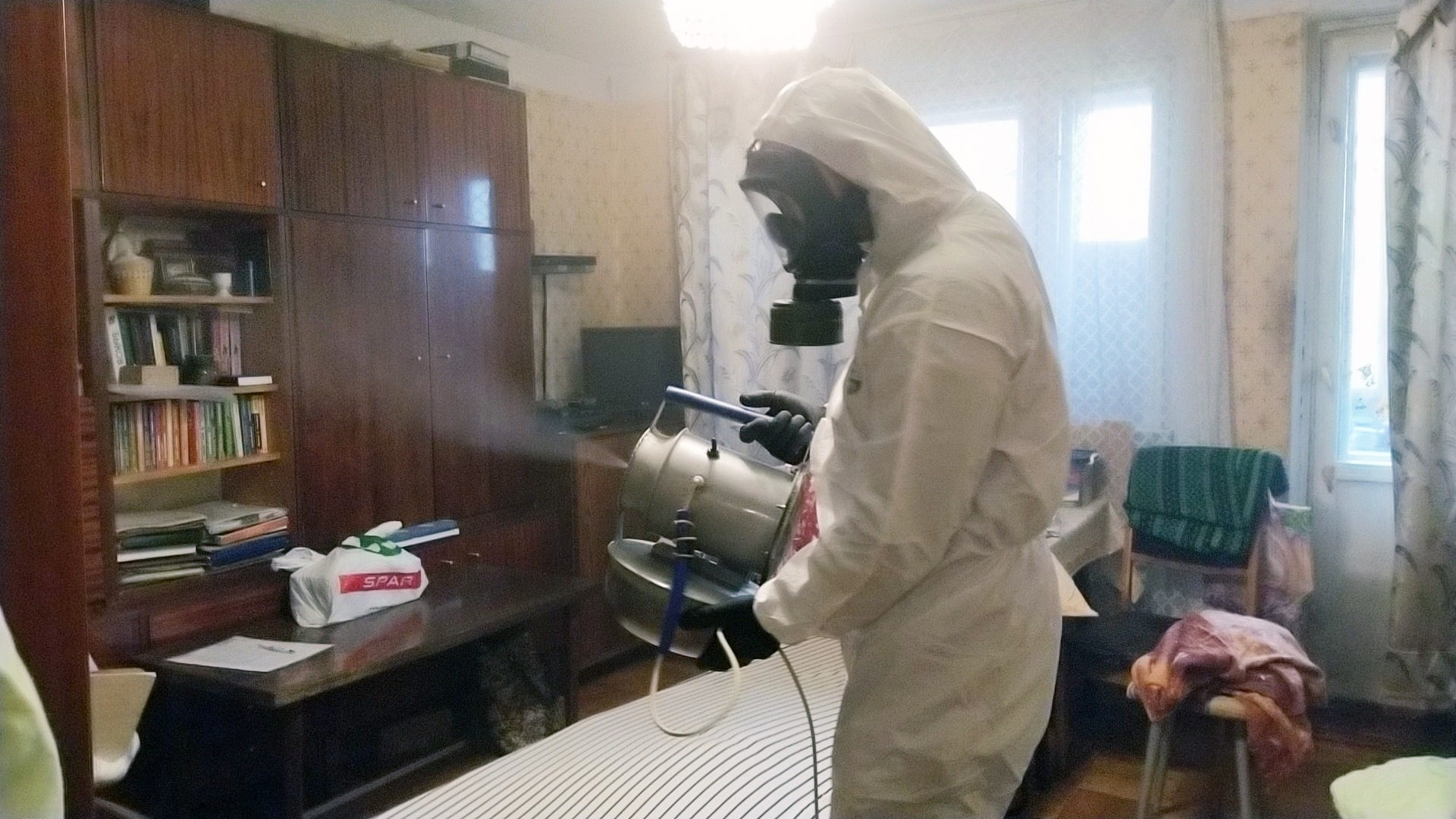 ФОТО Безопасны ли препараты для дезинсекции в районе станции метро Солнцево? | подробно